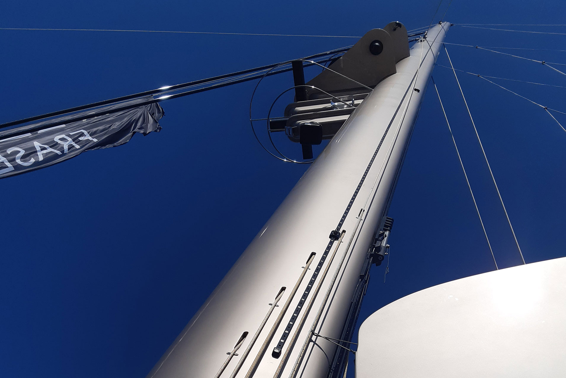 Close-up of the mast of the ArtExplorer catamaran
